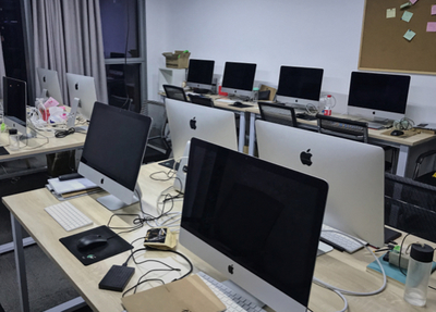 不凡學(xué)院 專業(yè)前端培訓(xùn)與UI設(shè)計(jì)，助力鄭州軟件開發(fā)人才培養(yǎng)